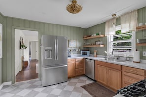 Microwave, oven, stovetop, dishwasher