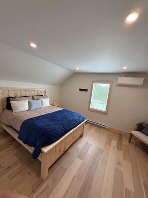 4 Schlafzimmer, Reisekinderbett, kostenloses WLAN, Bettwäsche