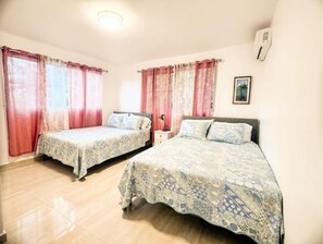 2 bedrooms, iron/ironing board, bed sheets