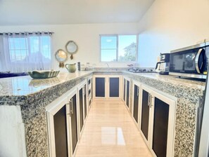 Private kitchen - Villa Nuwa (Casa Kavi) (Samaná)