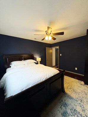 4 habitaciones, tabla de planchar con plancha y wifi gratis 