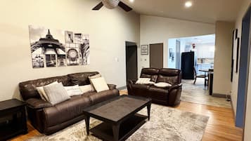 Téléviseur, livres