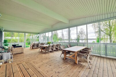 In the eastern wing, 6 people accommodate in a three two-person rooms