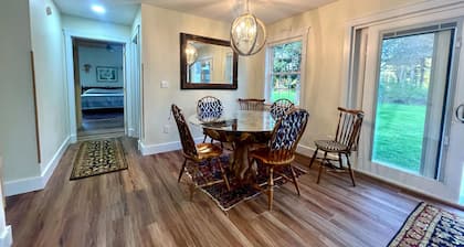 Luxurious 3-bedroom custom built home in the heart of the Thousand Islands