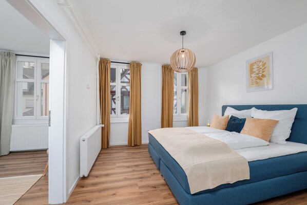 3 bedrooms, travel crib, free WiFi, bed sheets