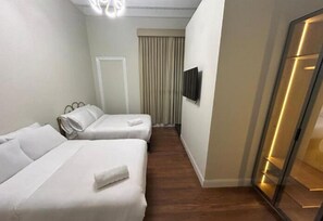 Comfort Twin Room | Desk, laptop workspace, free WiFi - Andara Hotel (Lima)
