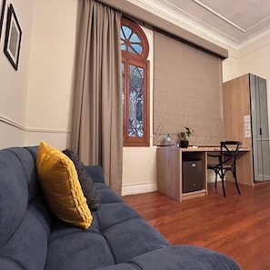 Comfort Suite, City View | Premium bedding, down comforters, desk, laptop workspace