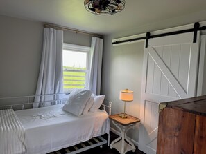 3 chambres, fer et planche à repasser, Wi-Fi, literie fournie