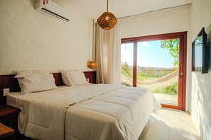 Free WiFi, wheelchair access