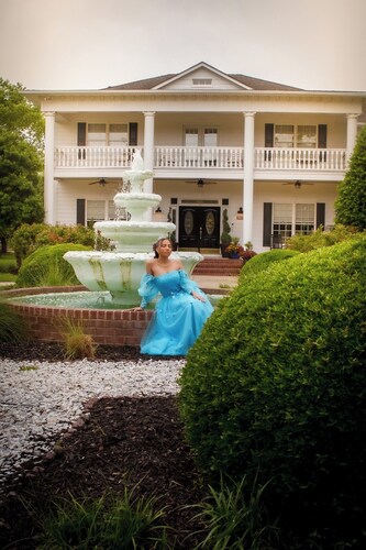 Parkton Place, a destination with 7 bedrooms/8 beds and event space.