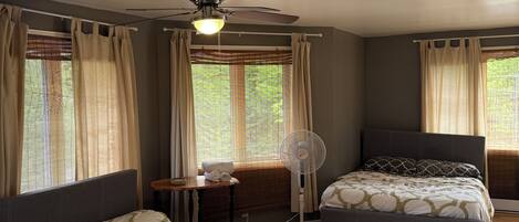 4 soveværelser, strygejern/strygebræt, Wi-Fi, sengetøj