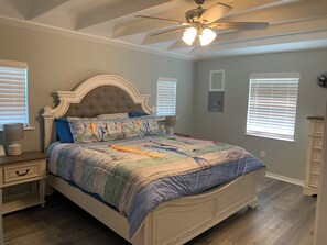 5 Schlafzimmer, kostenloses WLAN, Bettwäsche