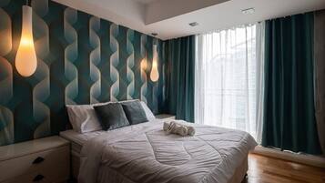 1 bedroom, desk, laptop workspace, free WiFi