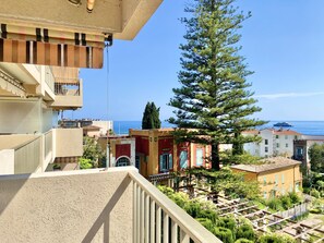 Unclassified image, 4 of 18, button - Studio with sea view - Fontana Rosa (Menton)