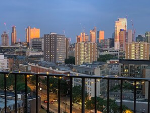 Property grounds - Central London (Angel), cozy 1-bed flat, top floor with a view on the city (London)