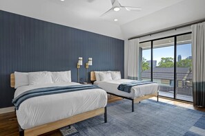 4 chambres, bureau, fer et planche à repasser, lit parapluie