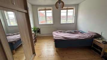 1 chambre, fer et planche à repasser, Wi-Fi, draps fournis