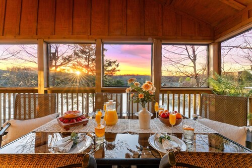 Amazing! Lakefront Cabin | Resort Amenities | Golf