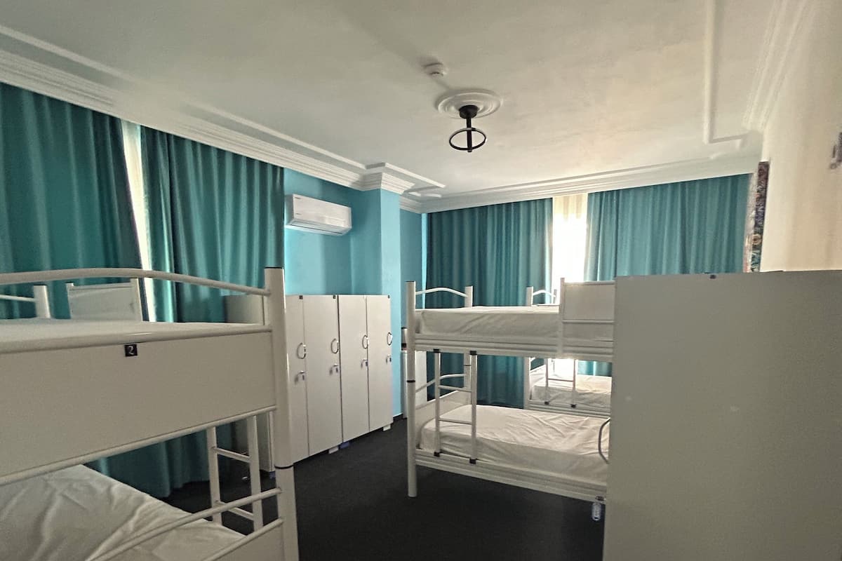 Ropa de cama de alta calidad, wifi gratis, ropa de cama
