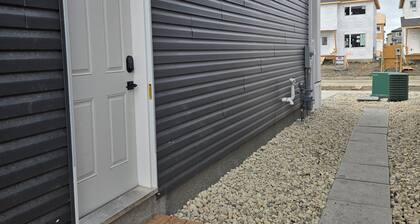 Cozy Family-sized basement suite.