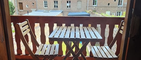Ulkoruokailutilat