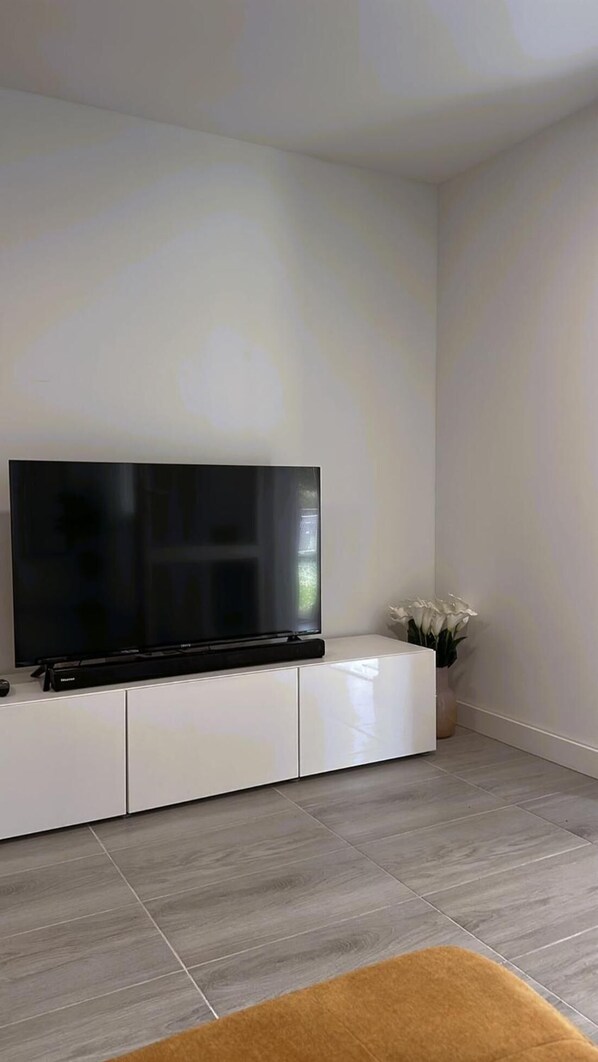 アパートメント 2 ベッドルーム 喫煙可 テラス | 客室の設備とサービス