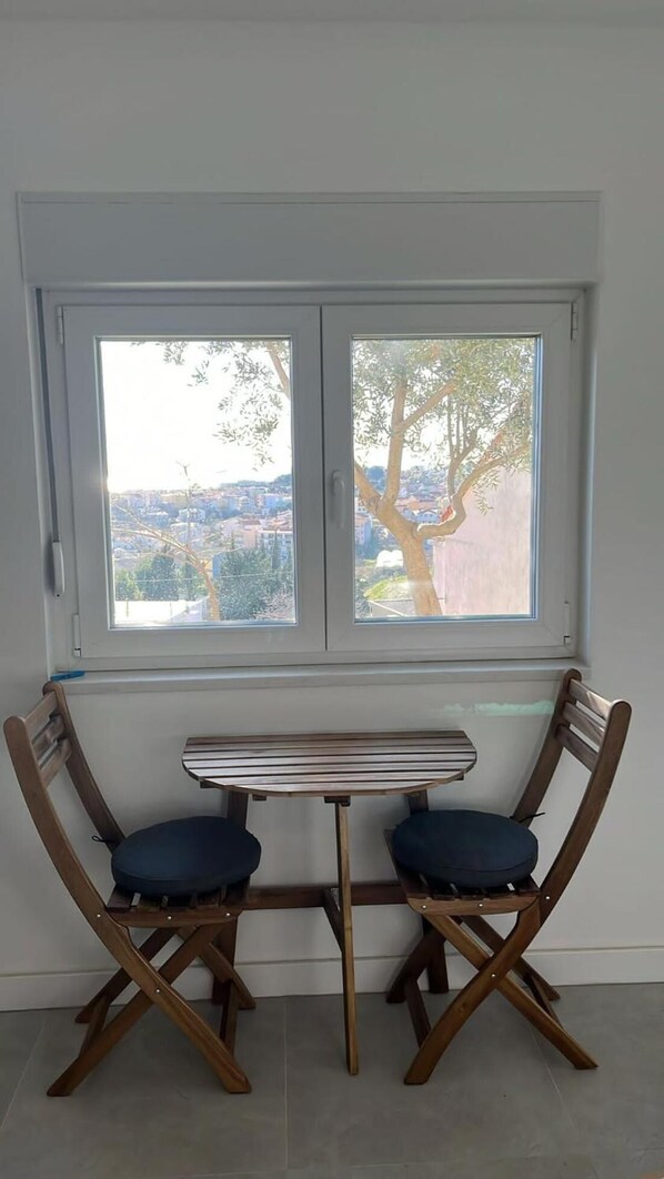 Apartment, 2 Bedrooms, Smoking, Terrace | Living area