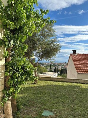Apartamento, 2 quartos, para fumantes, terraço | Fachada