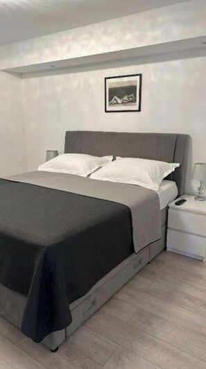 Apartamento, 2 quartos, para fumantes, terraço | 3 quartos