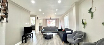 Casa Comforta. House near RVH Hospital and Goergian College