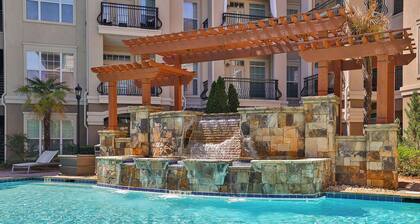 Southern Luxury in North ATL! -1BD/1BTH Apartment Home