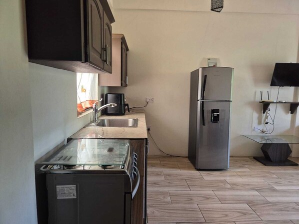 ميكروويف، فرن، موقد طهي مسطح