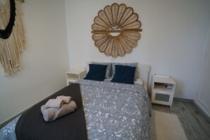 1 bedroom, iron/ironing board, free WiFi, bed sheets - Charming bungalow in the palms at the pool in delightful Costa Calma with WiFi (Costa Calma)