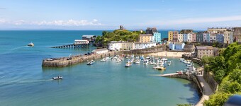 Tenby Studio Apartment - Stroll to Beach and Town