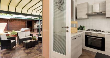 The Garden's Home, cozy garden house sea-center x families with pets.