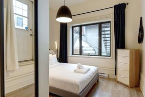 2 bedrooms, iron/ironing board, travel crib, free WiFi