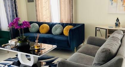 2-bed, 2-bath house near beaches & local vibes. Gated community