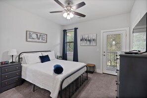 2 dormitorios, cuna de viaje, wifi gratis y ropa de cama