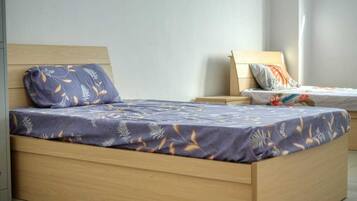 Triple Room, Balcony | In-room safe, free WiFi