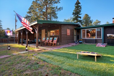 Cowboy Cabin Ranch-3BR-2BA-Pasture/Trees-Hammock Garden-Located minutes to Town