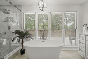 Hair dryer, towels - Private Deck Retreat Near Atlanta Attractions (Marietta)