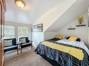 2 Schlafzimmer, Schreibtisch, Bügeleisen/Bügelbrett, kostenloses WLAN