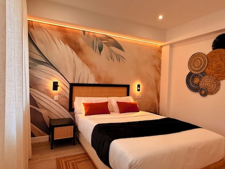 Espacio para trabajar con laptop y wifi gratis