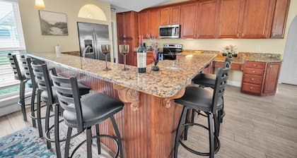 New 2 miles 2Mayo Clinic Intracoastal water views Mins to JaxBeach