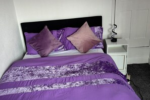 2 habitaciones, wifi gratis y ropa de cama 