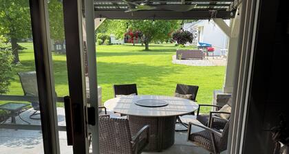 Spacious 4-bedroom house with Beautiful Patio close to EAA in Oshkosh