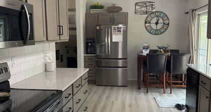 Spacious 4-bedroom house with Beautiful Patio close to EAA in Oshkosh