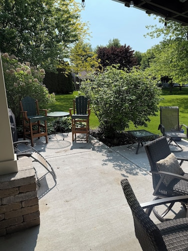 Spacious 4-bedroom house with Beautiful Patio close to EAA in Oshkosh