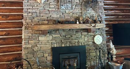 Luxe Logs - your perfect Adirondack Getaway!