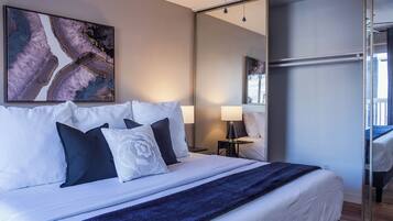 3 bedrooms, desk, travel cot, free WiFi